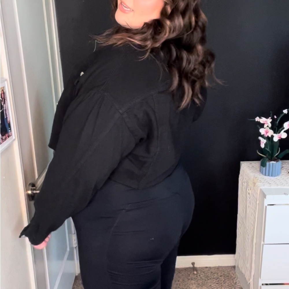 Cropped jacket - Picture 2 of 4